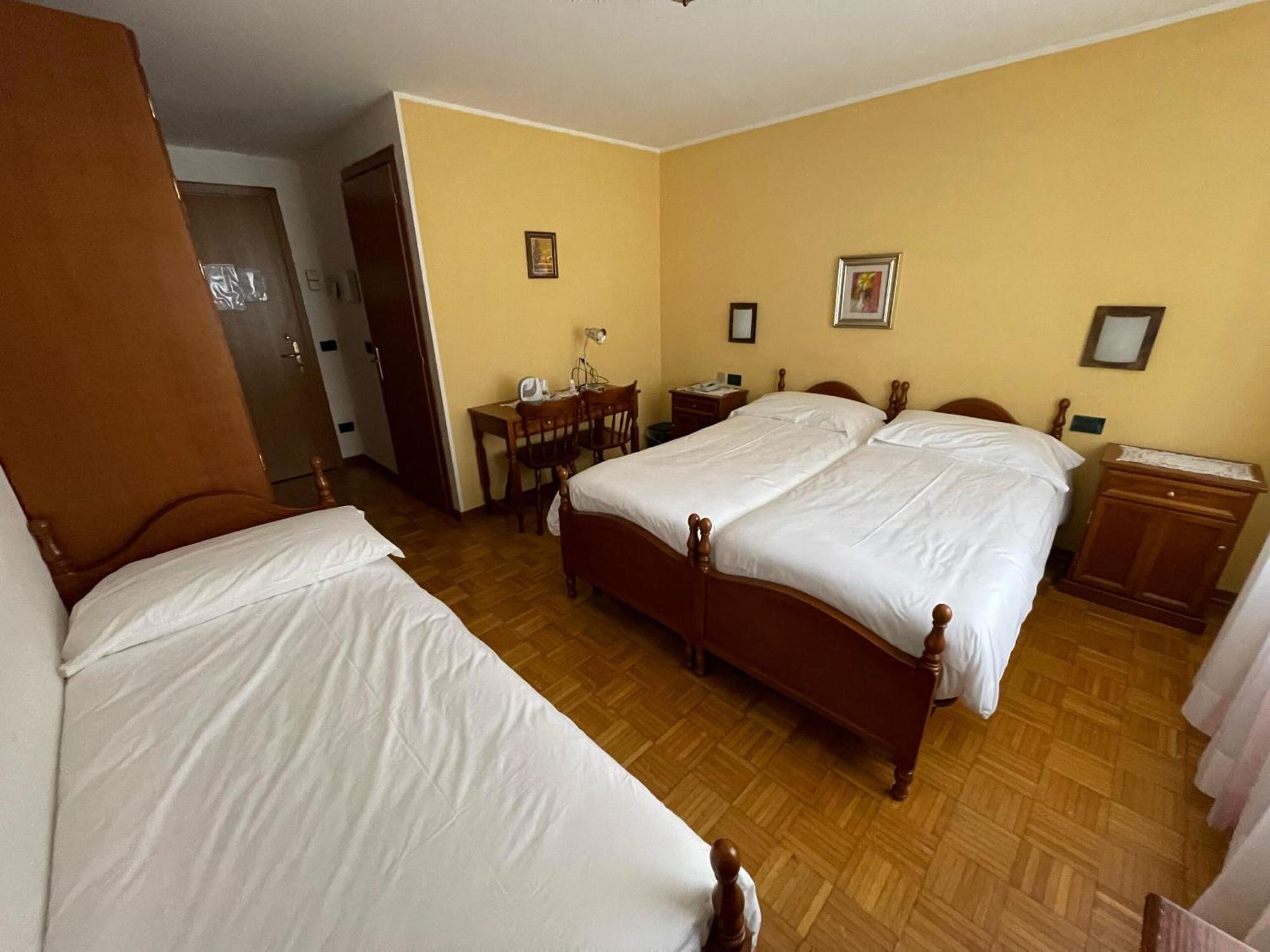 Albergo Nuoitas Forni di Sopra Exterior photo